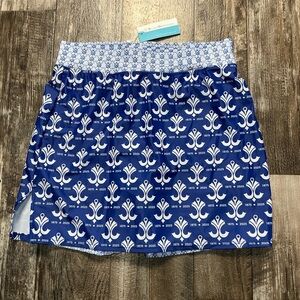 Blue and White Patterned Golf Skort Size Large